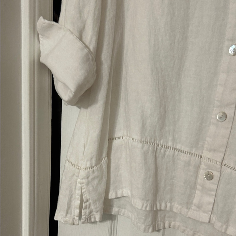 Symple linen cream white Button-Down Women's Shirt - Picture 2 of 4